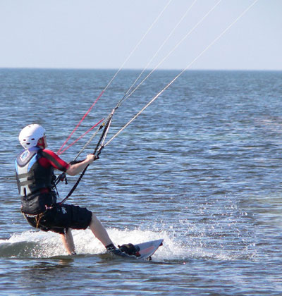 Kitesurfing and Foiling Lessons in Minnesota